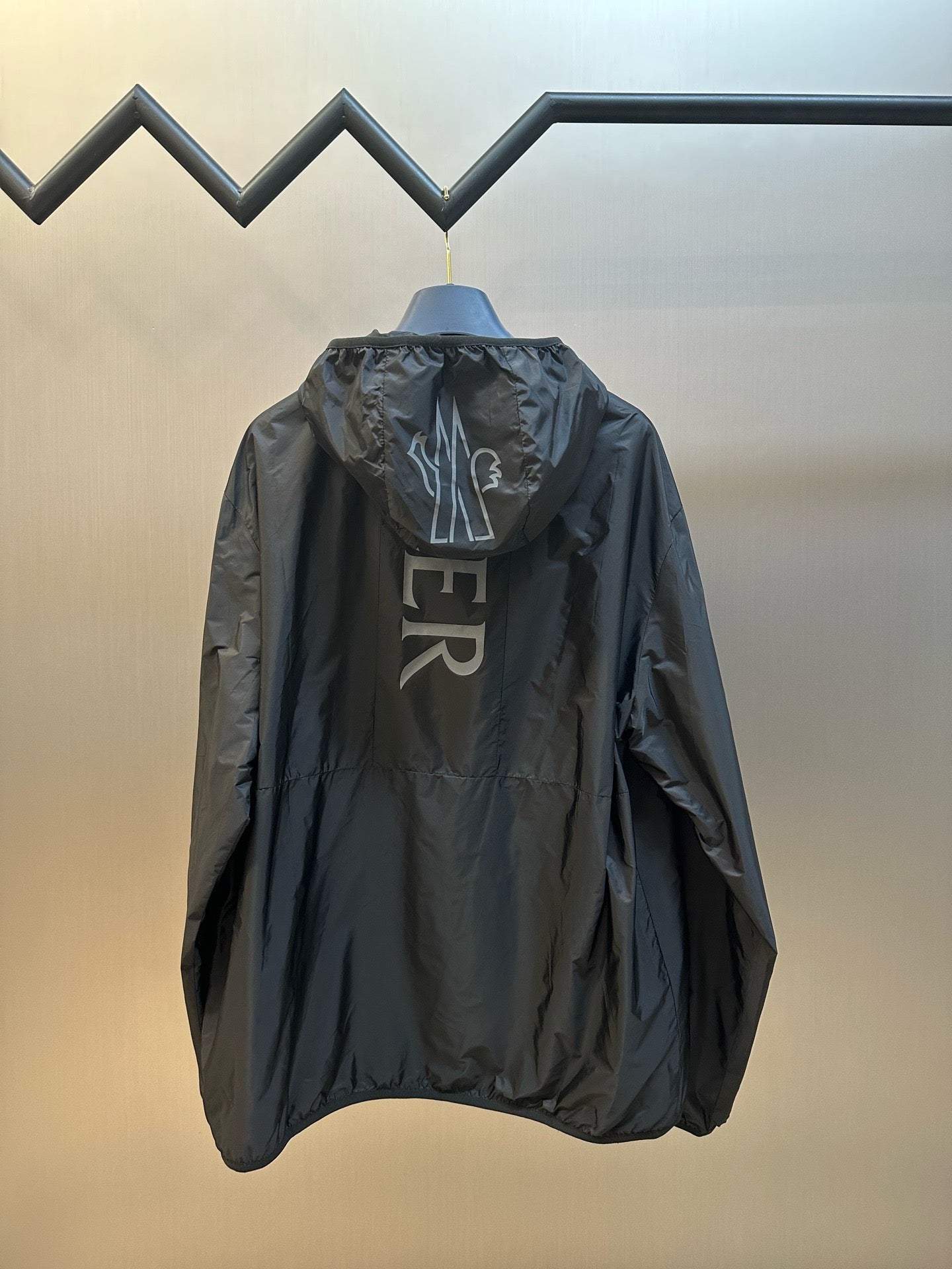 Chaqueta negra