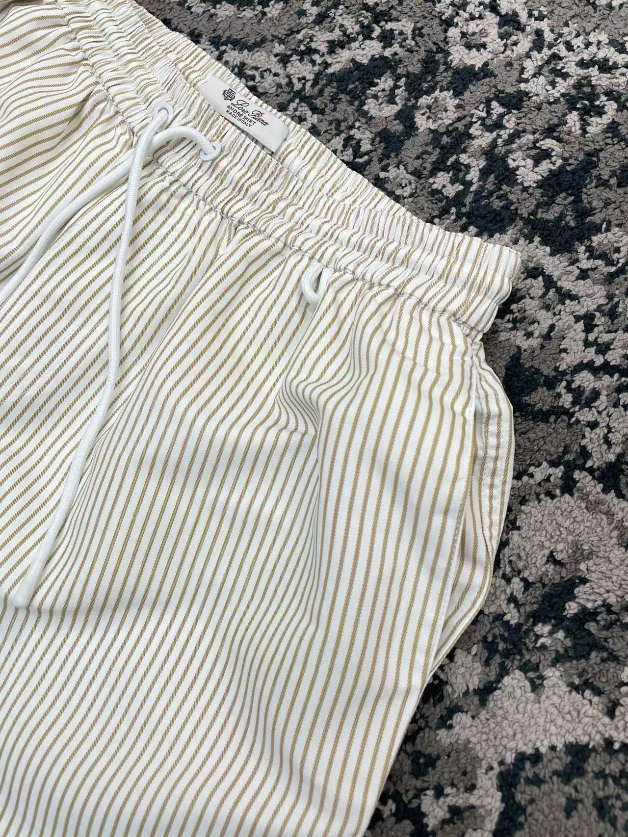 Multi-Colors Short