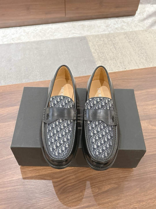 Black Shoes