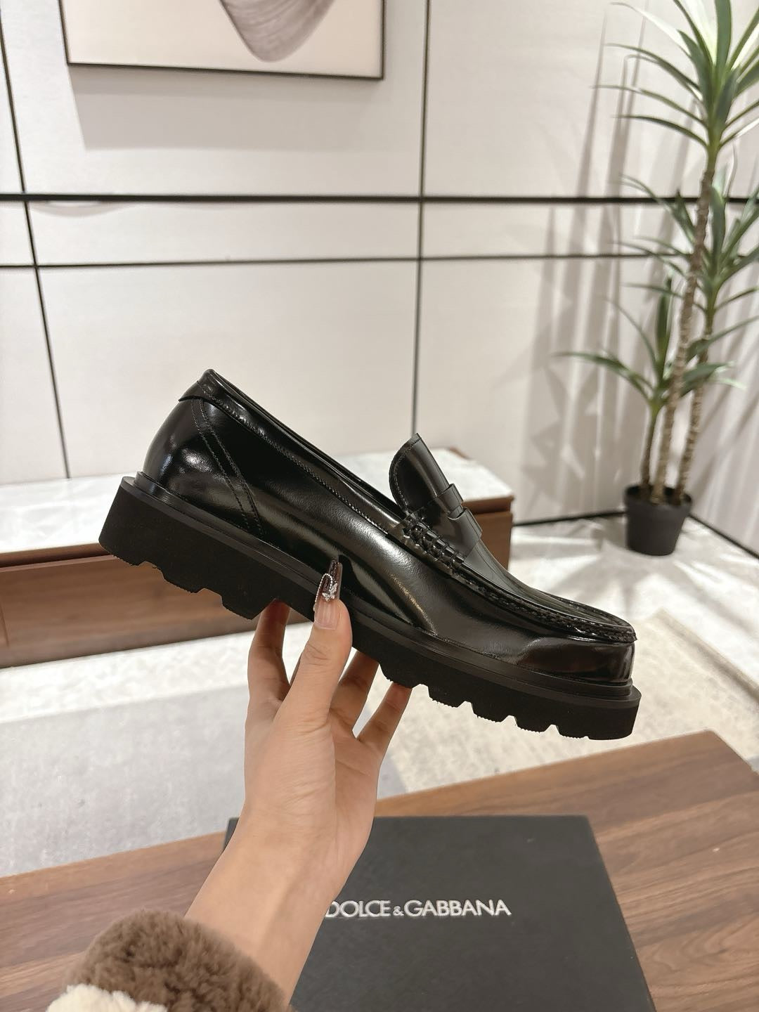 Black Shoes