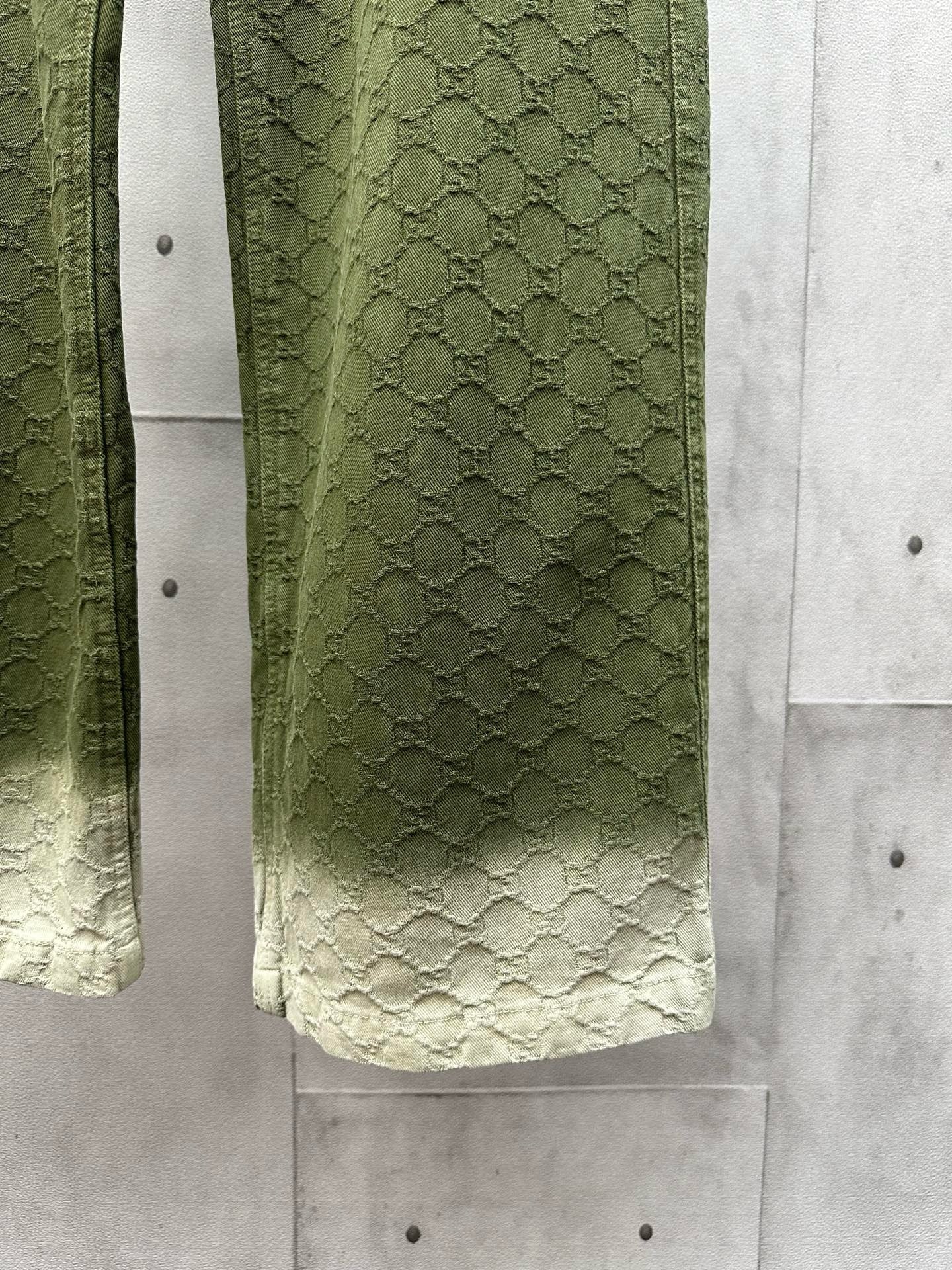 Green Pant