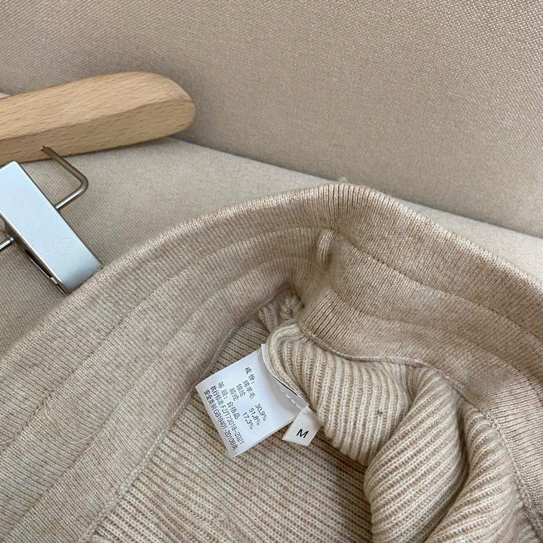 Apricot and Grey Pant