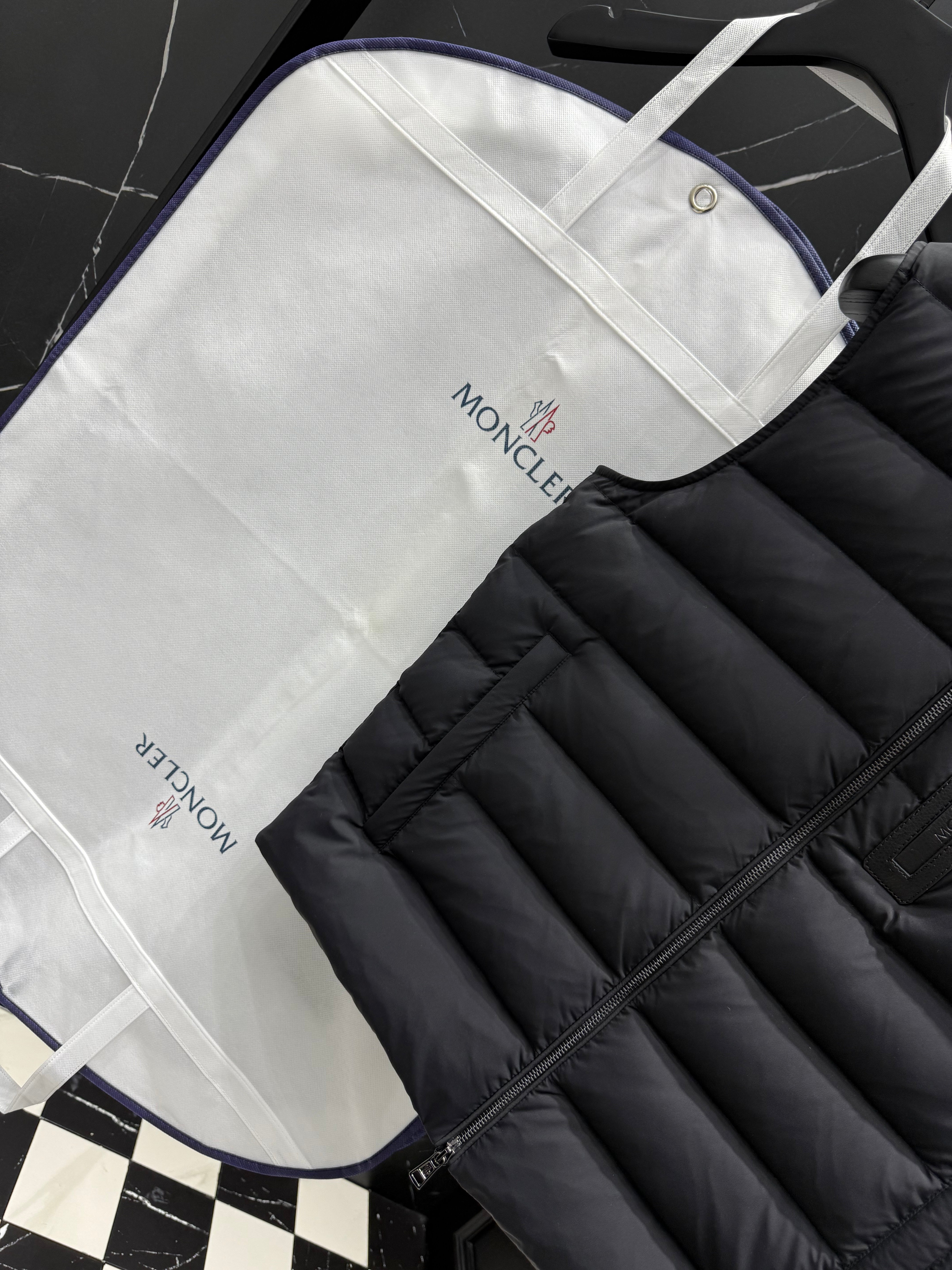 Black and Grey yellow Vest