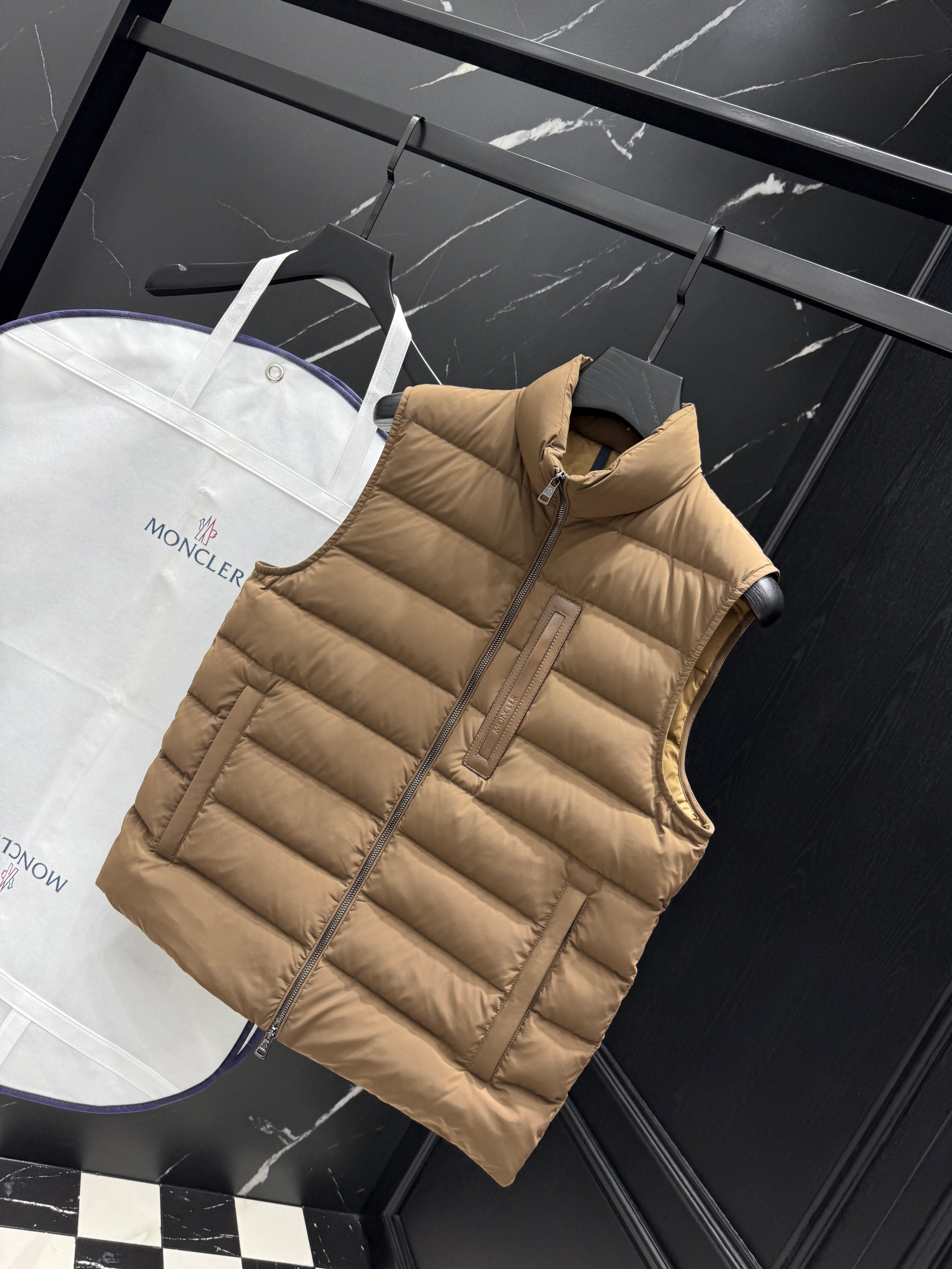 Black and Grey yellow Vest