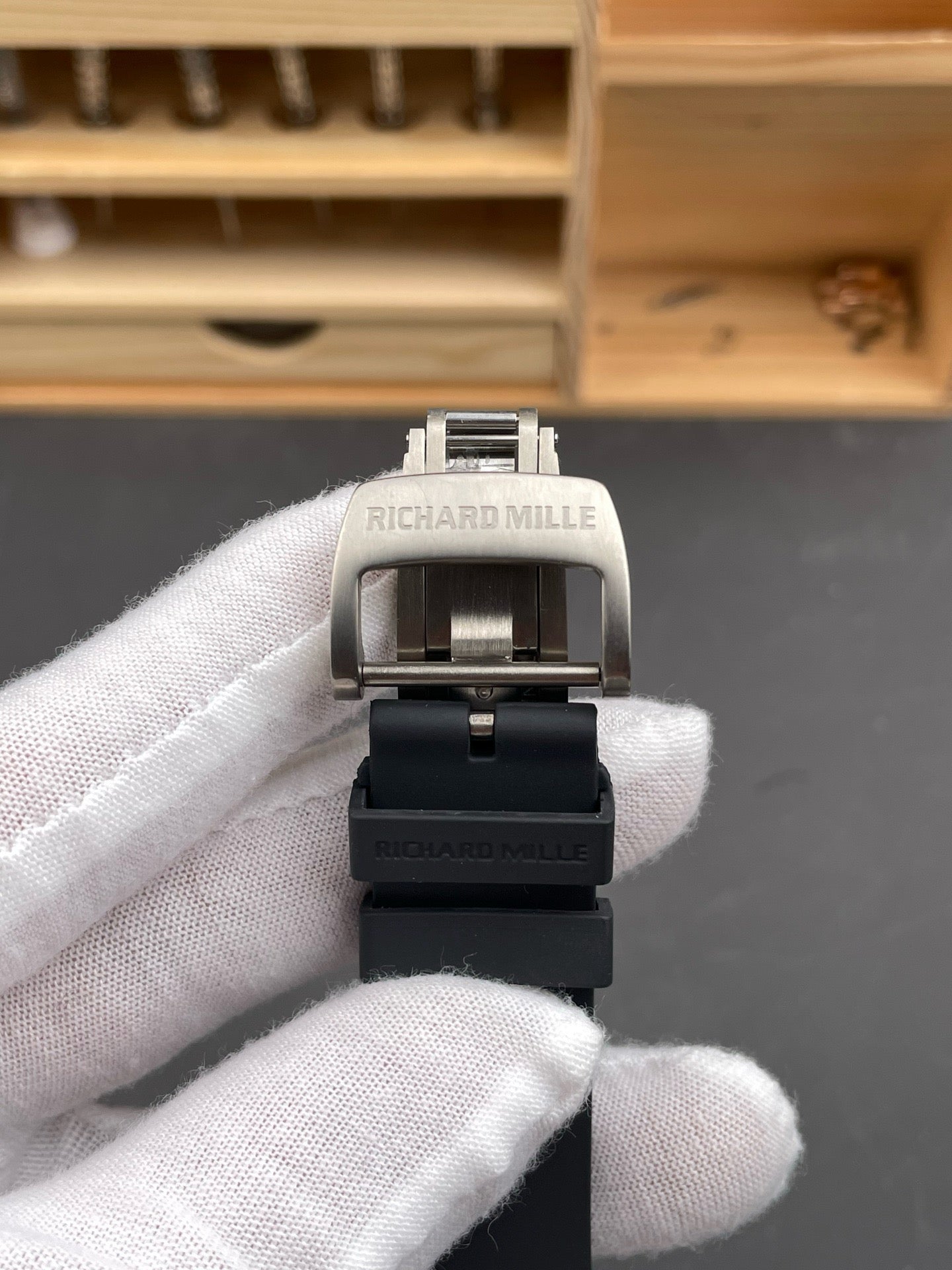 Black and White Watch