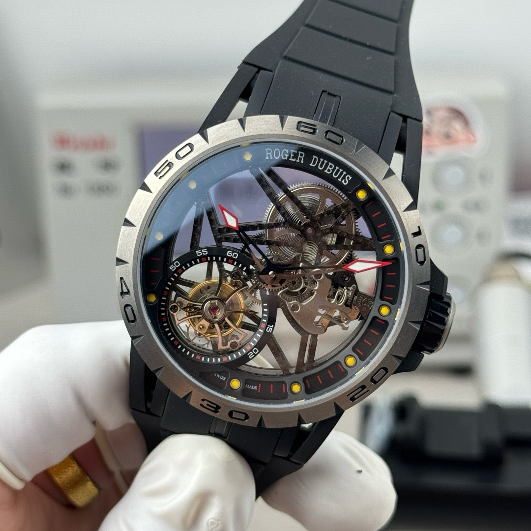 Black and White Watch