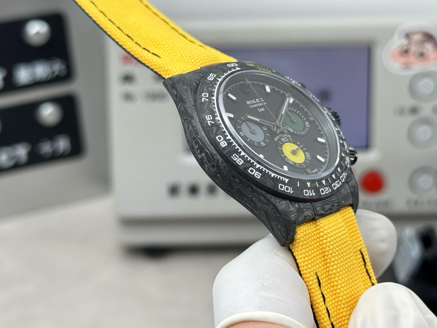 Yellow Black Watch