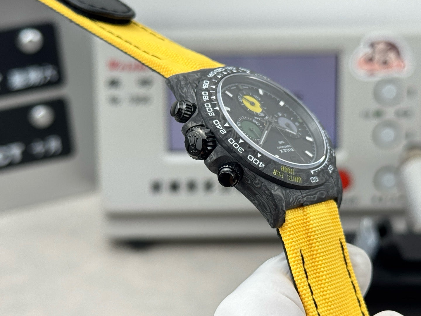 Yellow Black Watch