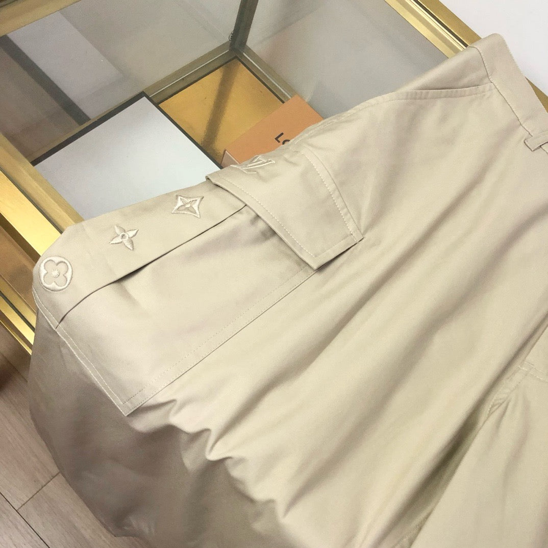 Black and Beige Pant