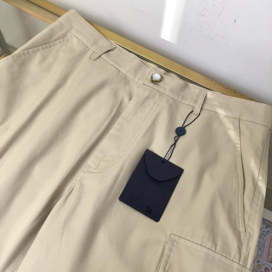 Black and Beige Pant