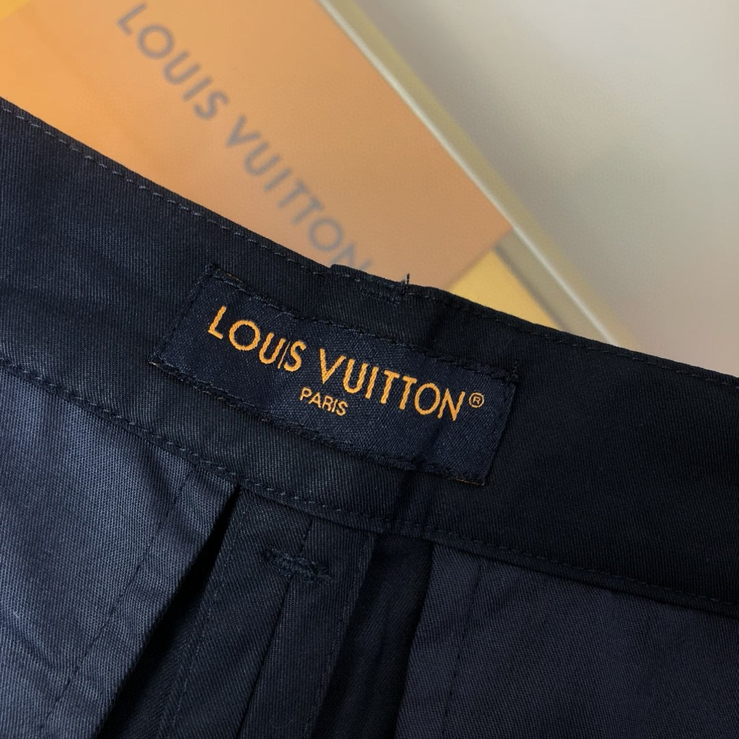 Black and Beige Pant