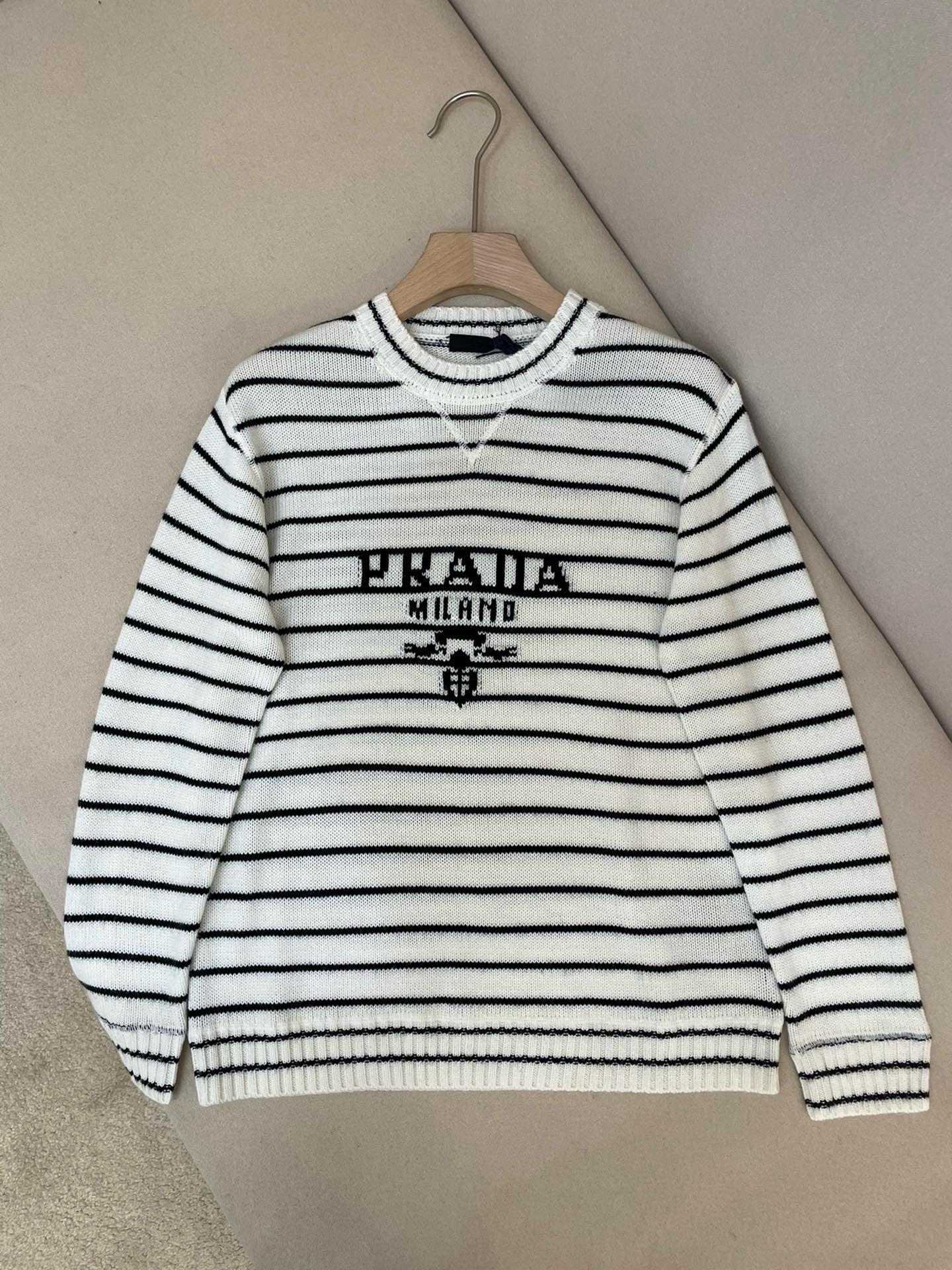 White and Black Jersey