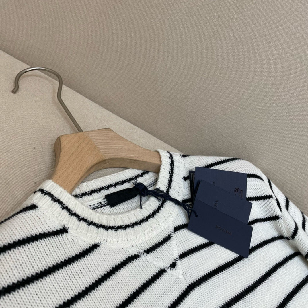 White and Black Jersey