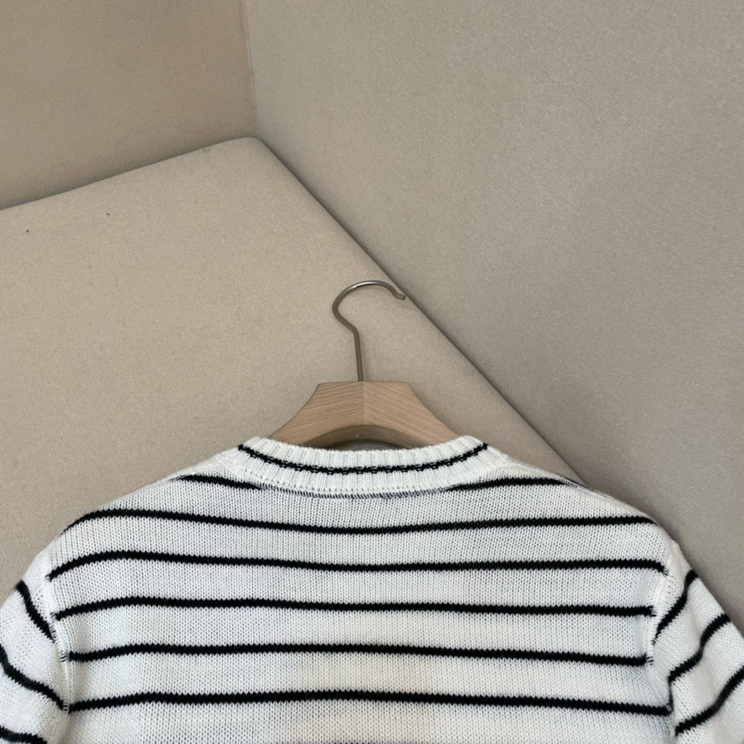 White and Black Jersey