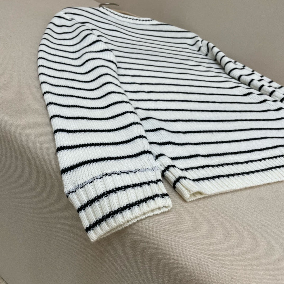 White and Black Jersey