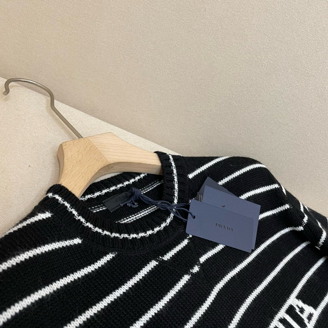 White and Black Jersey