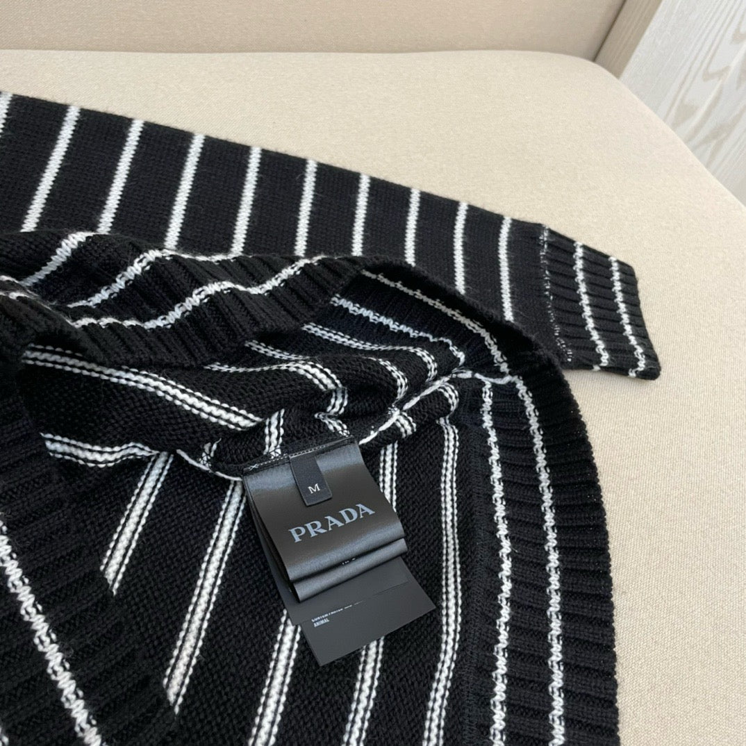 White and Black Jersey