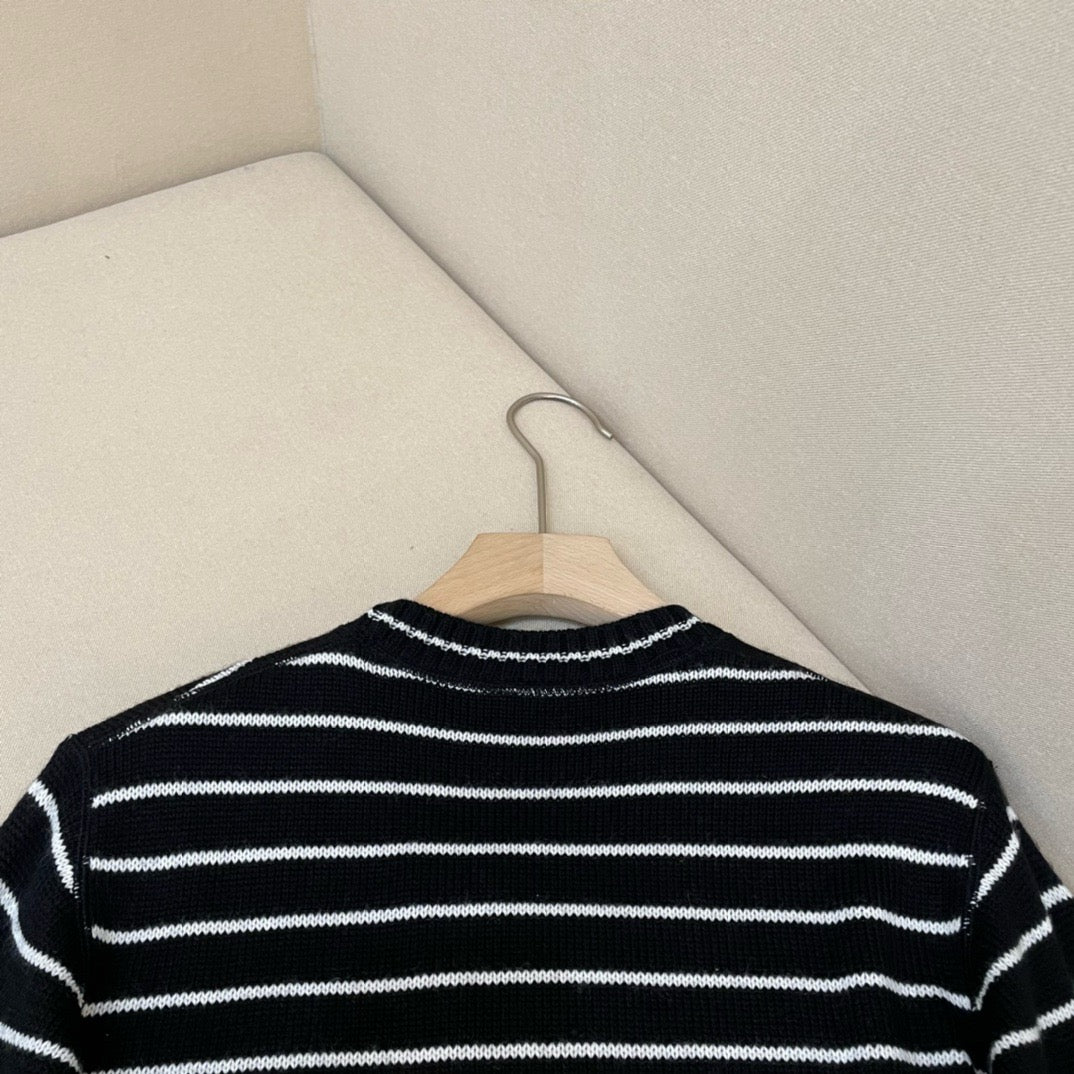 White and Black Jersey