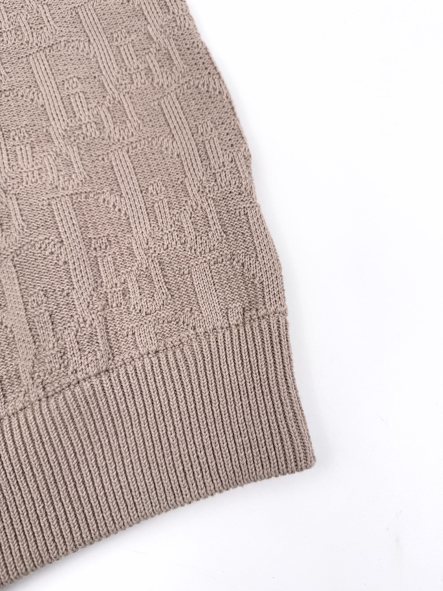 Black and Apricot Jersey