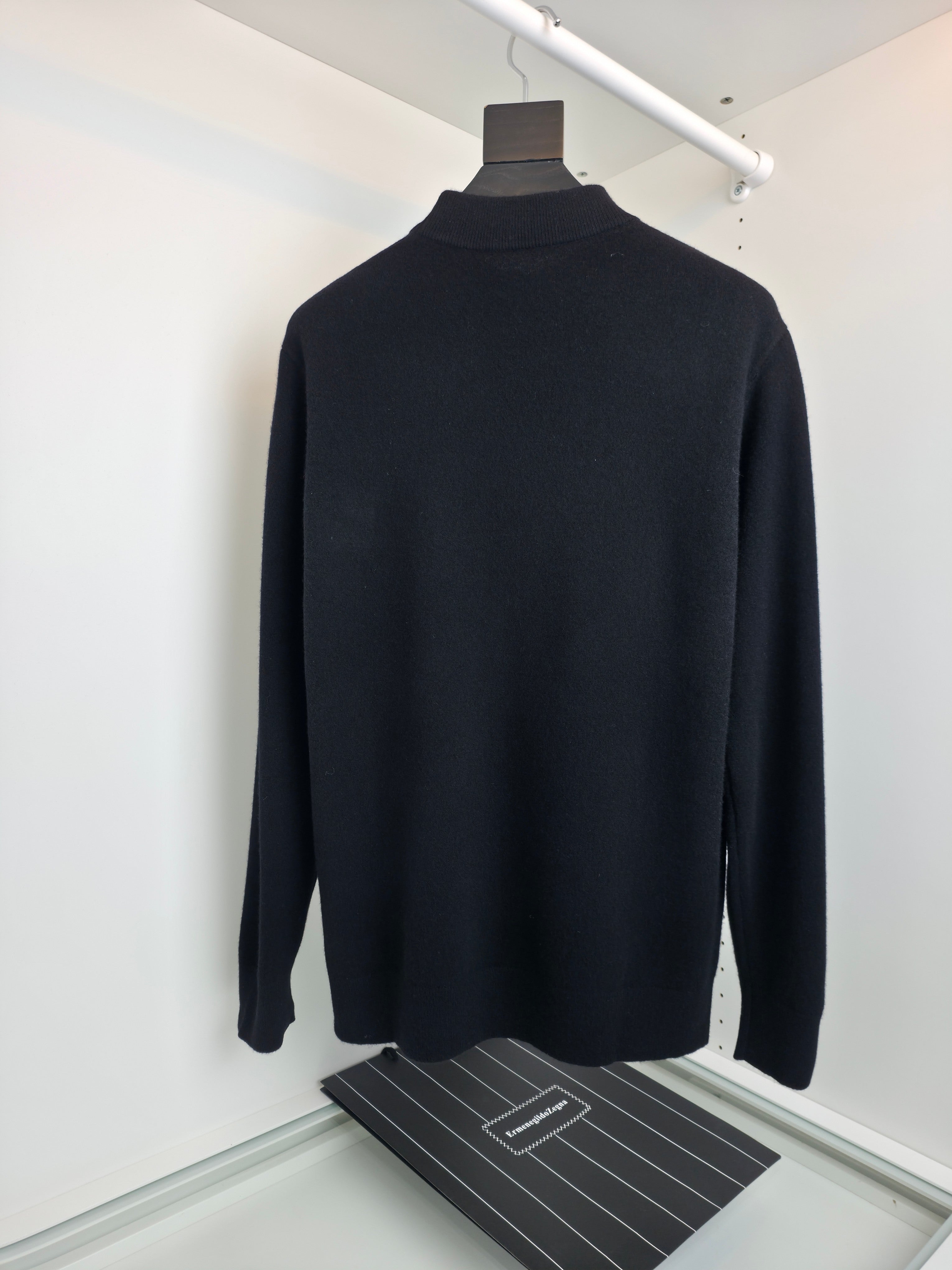 Black and Grey Jersey