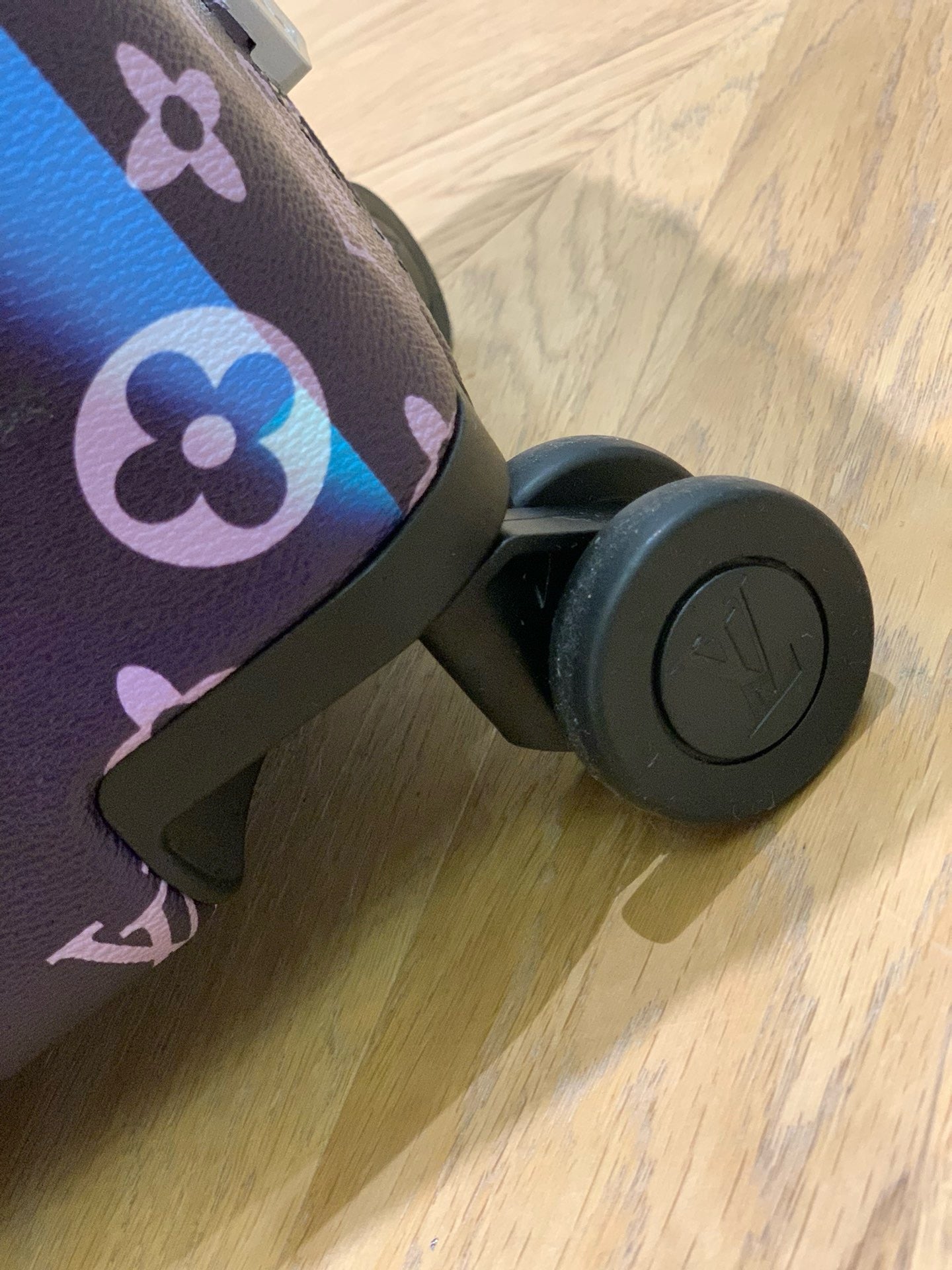 Multi-Colors Suitcase