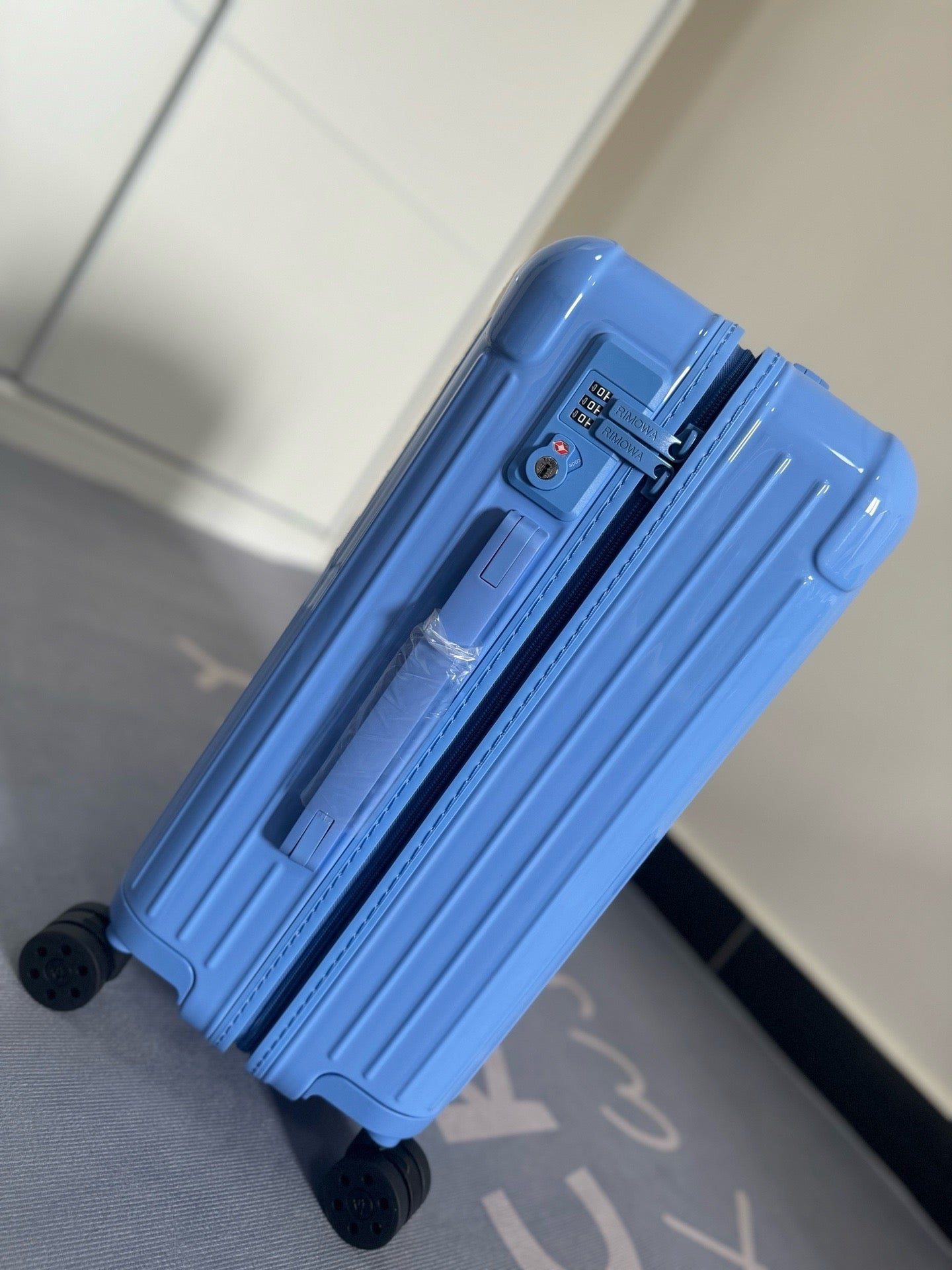 Multi-Colors Suitcase