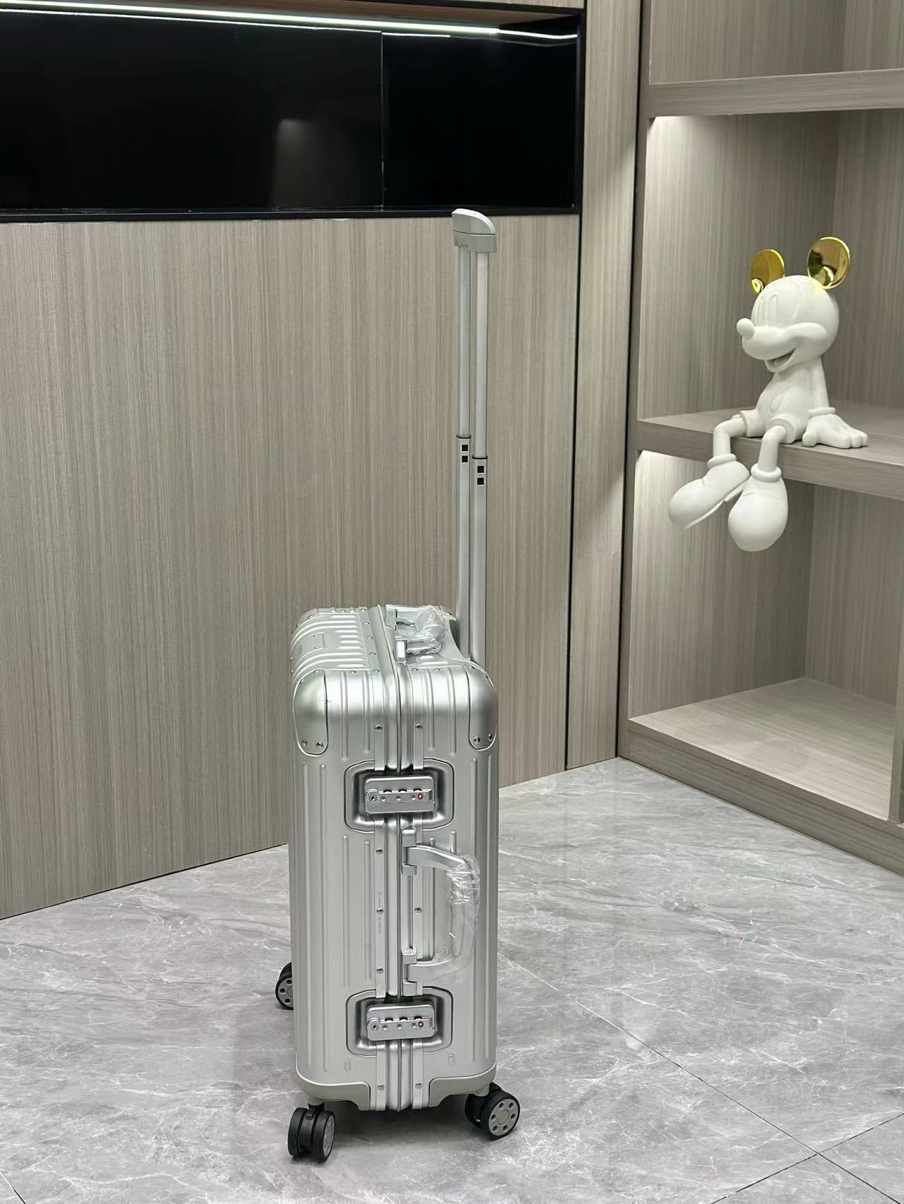 Multi-Colors Suitcase