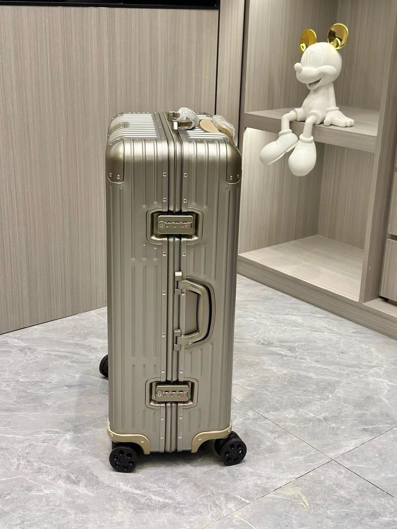 Multi-Colors Suitcase