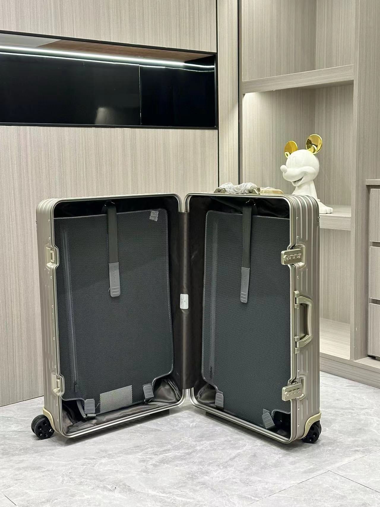 Multi-Colors Suitcase