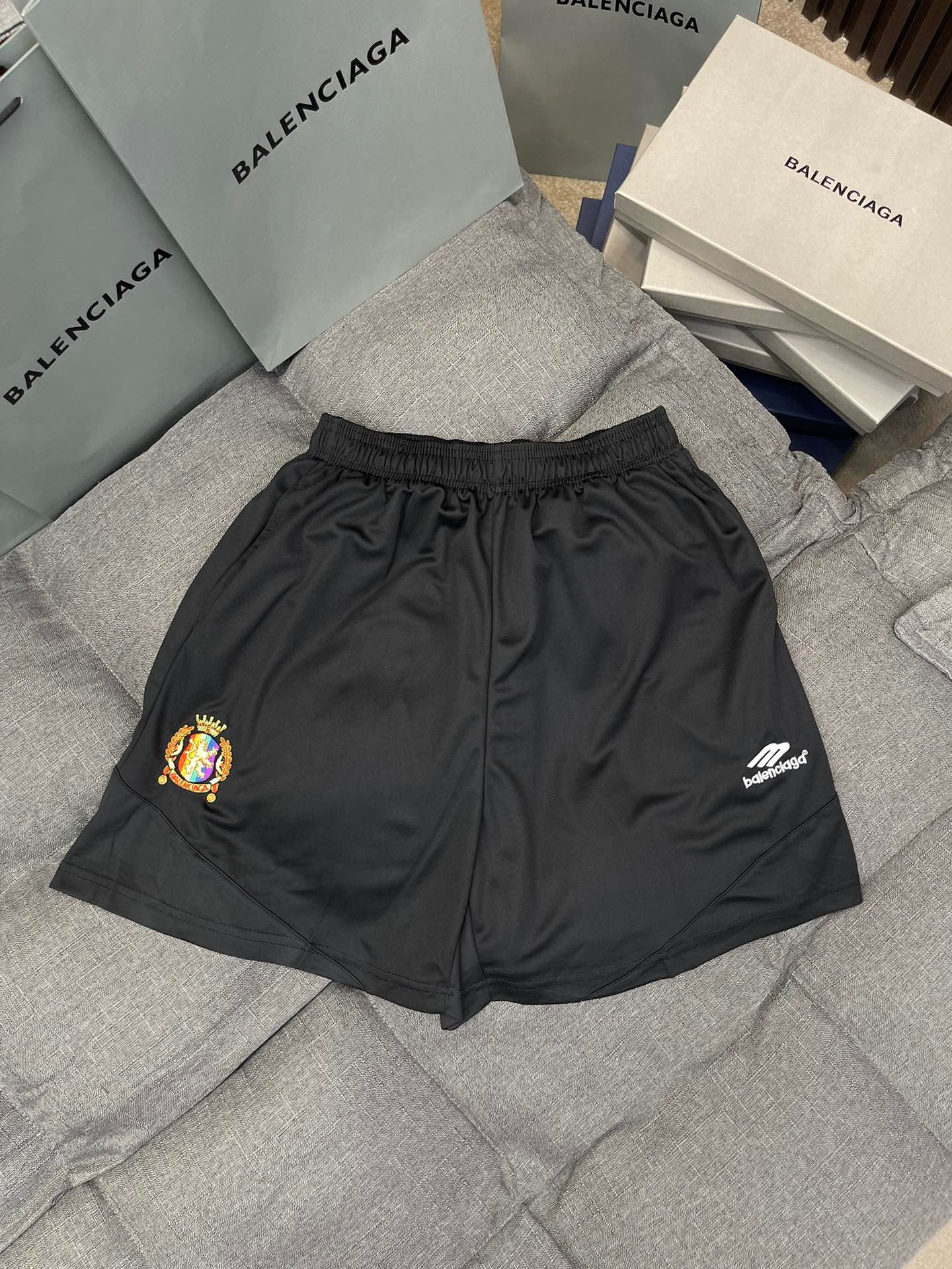 Black Short