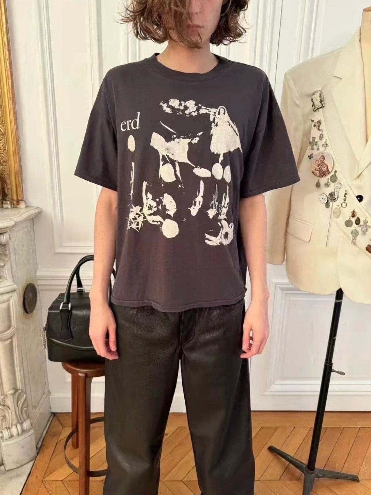 Schwarzes T-Shirt