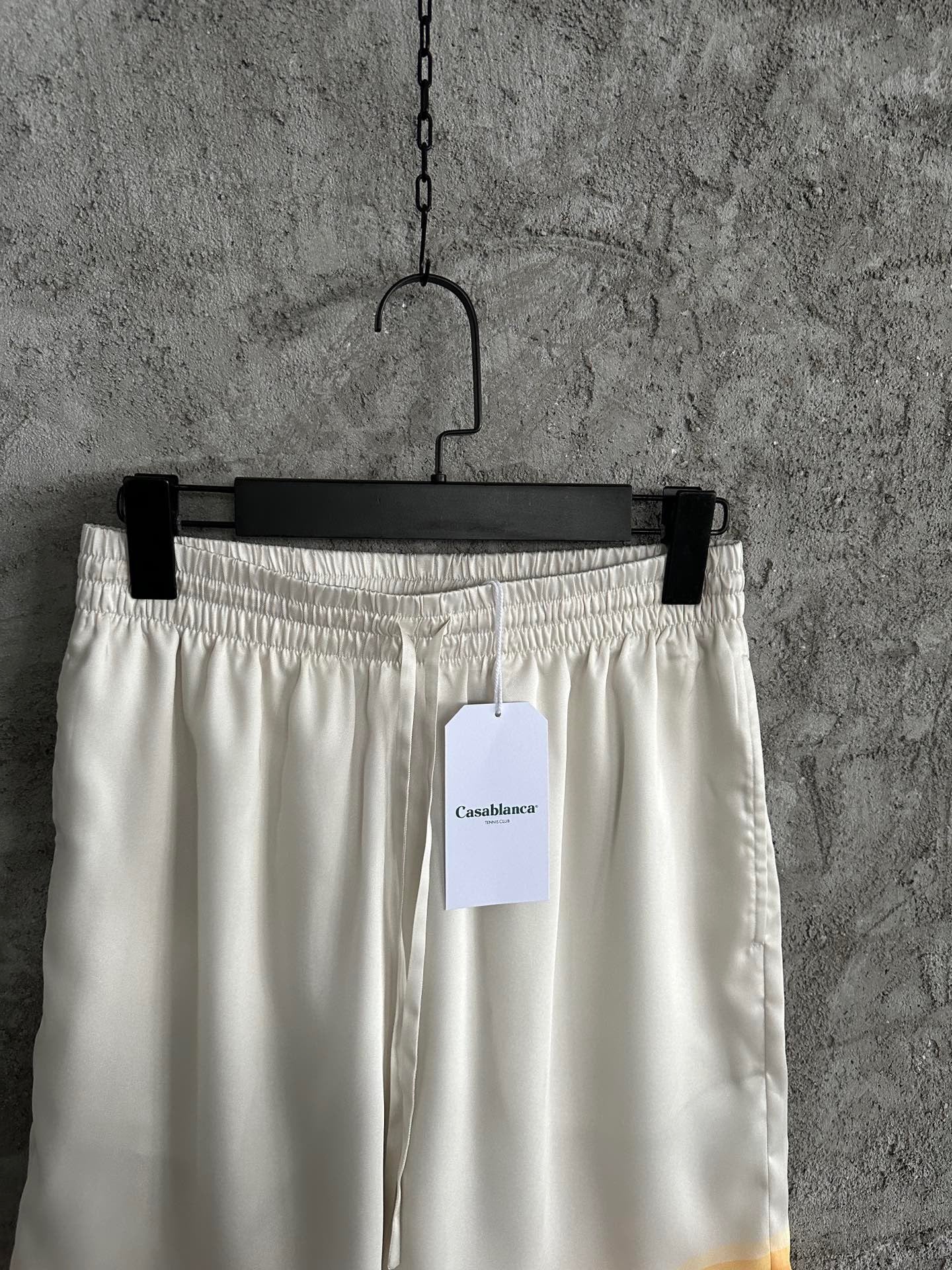 White orange Short