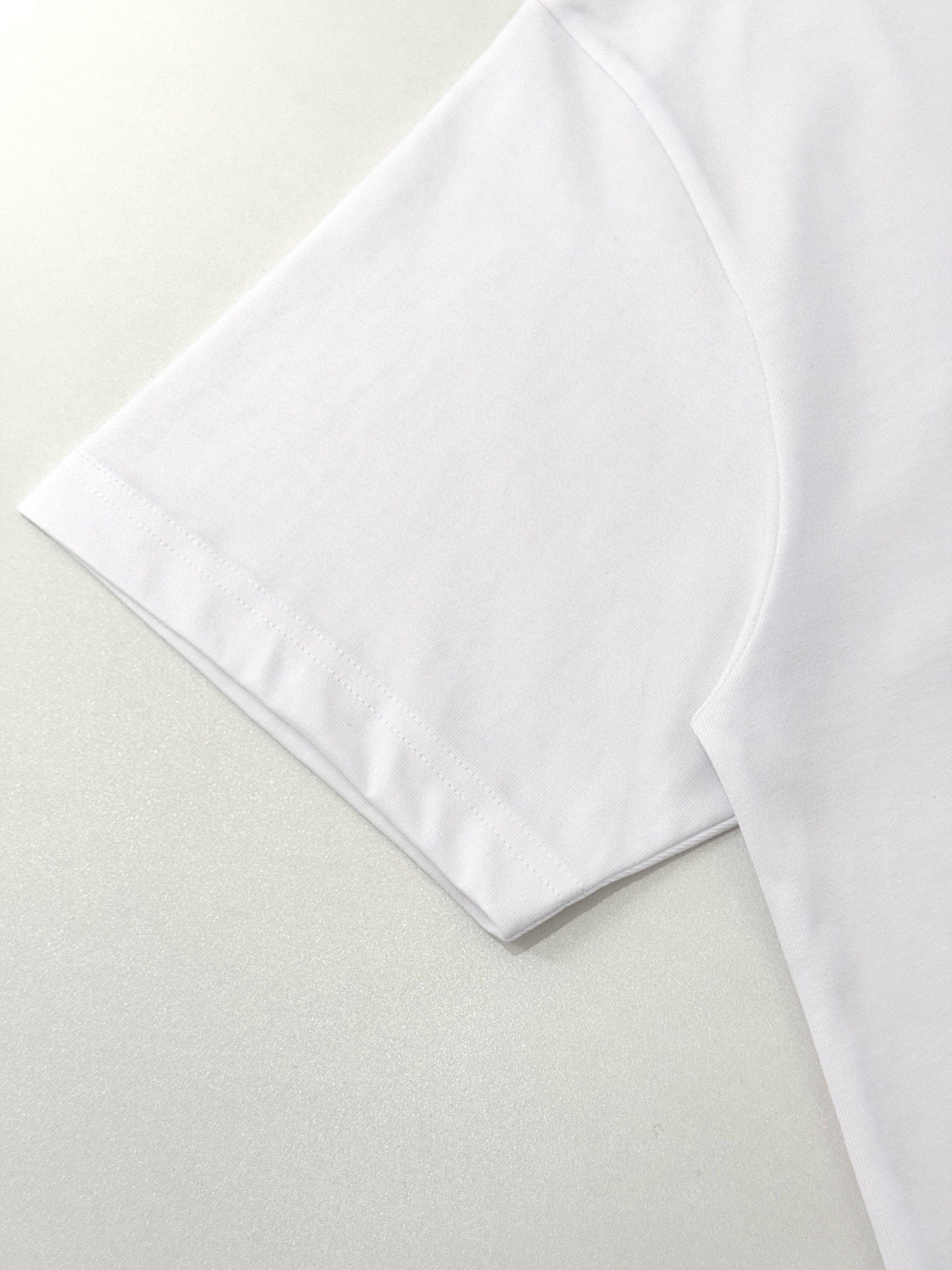 Weißes T-Shirt