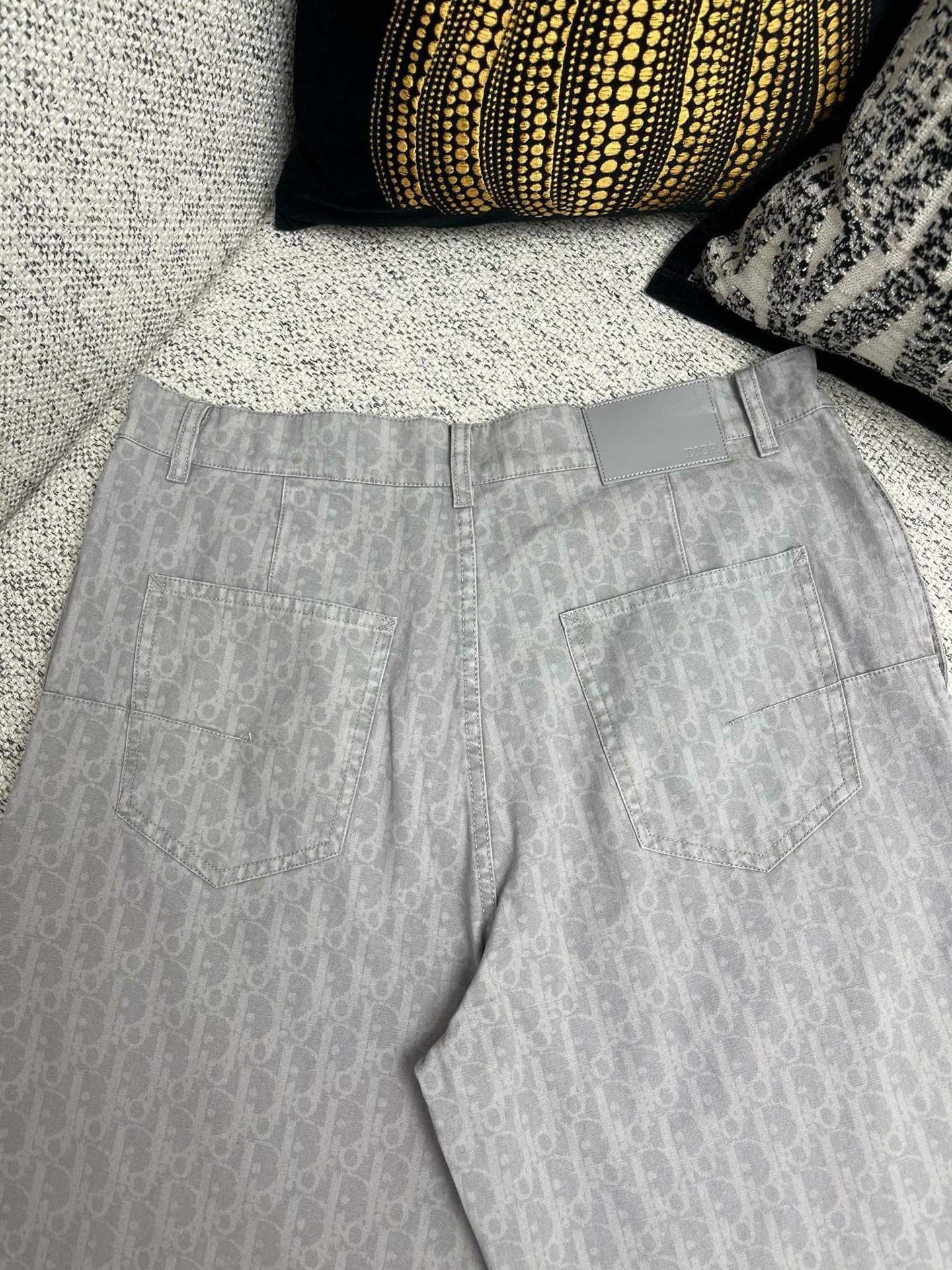 Grey Pant