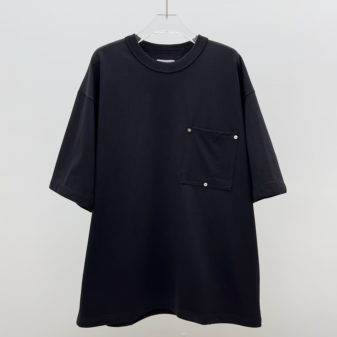 White T-shirt - Size L