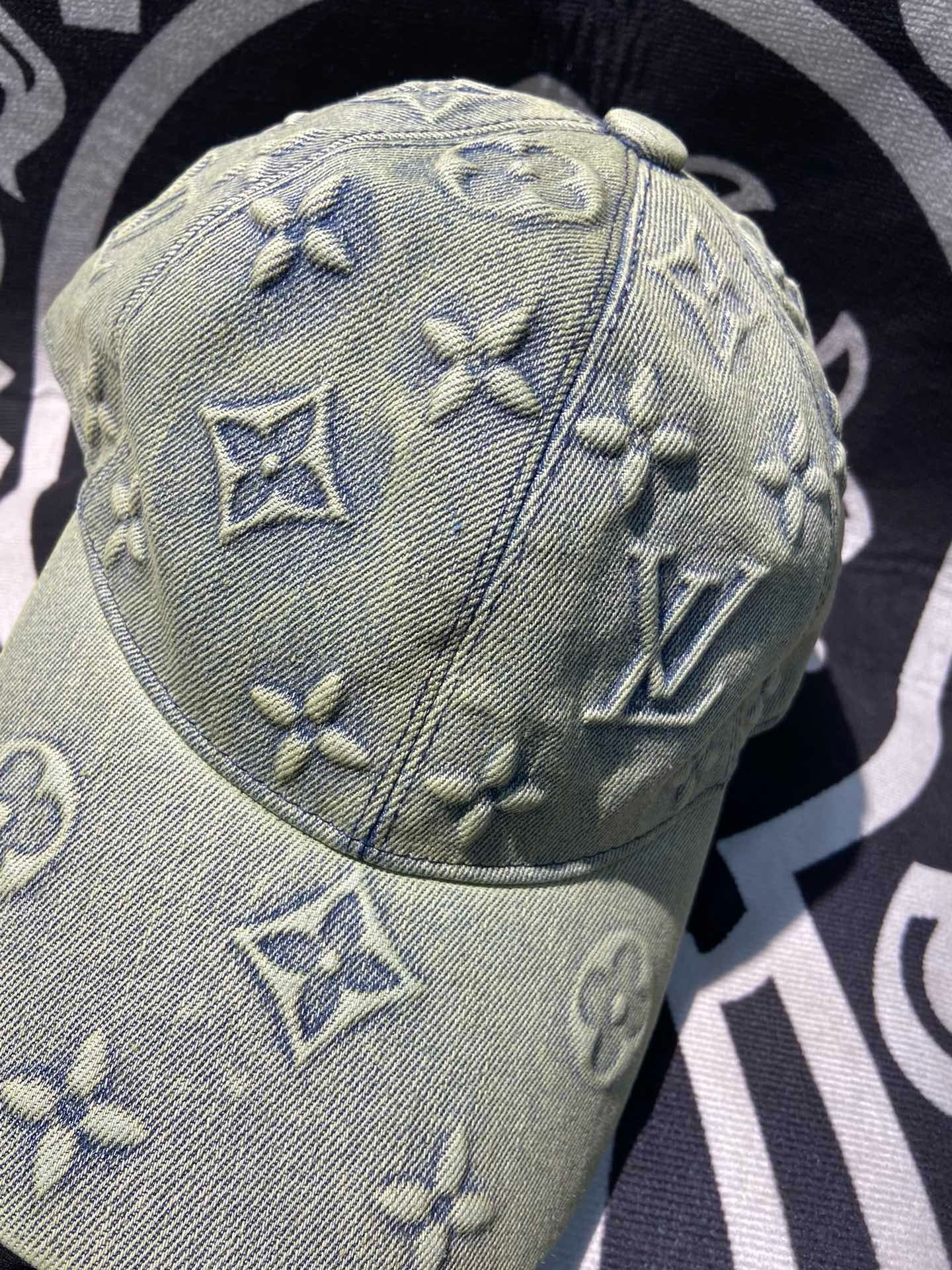 Multi-color Cap