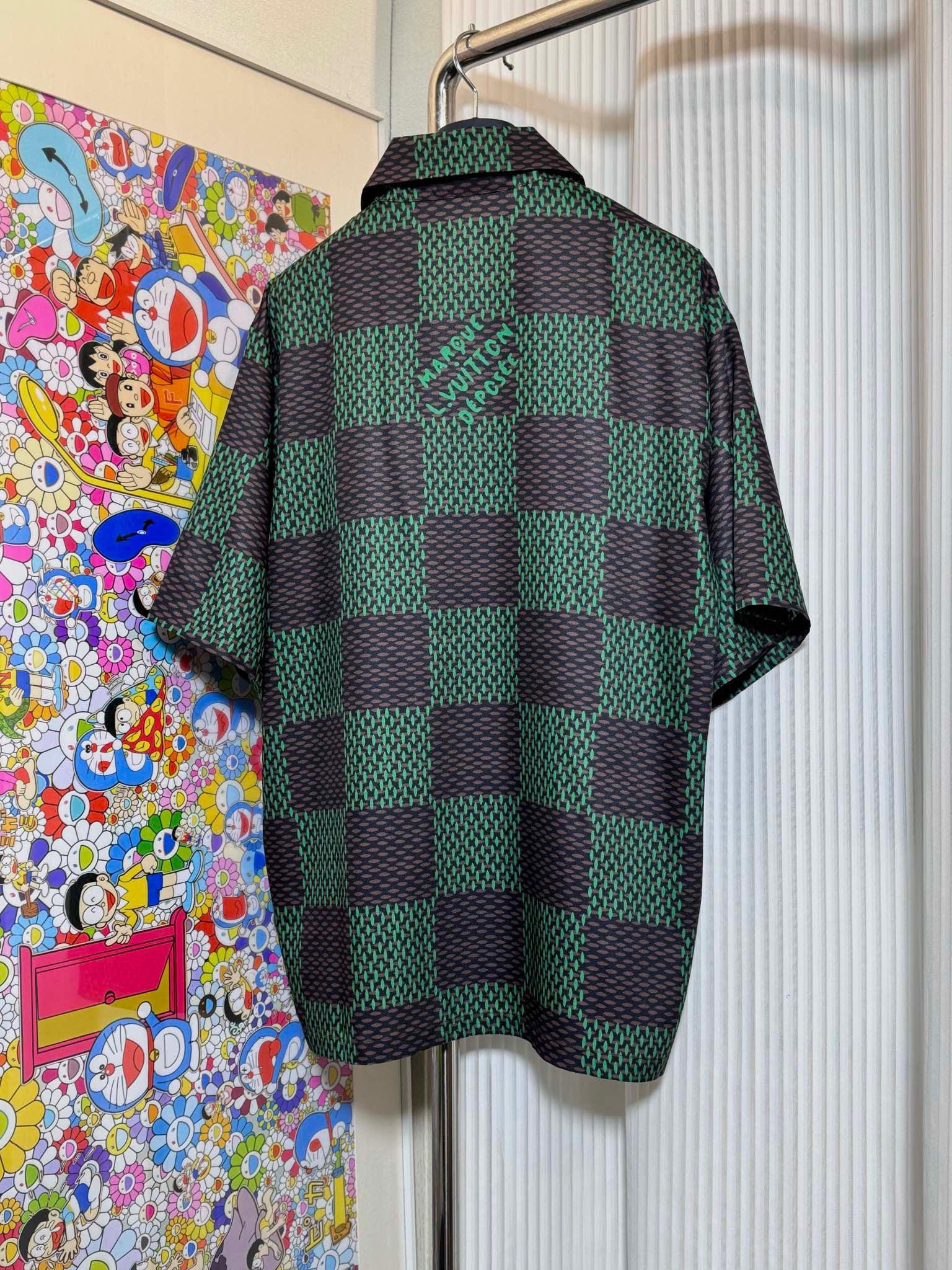 Multi-color Shirt - Size 48