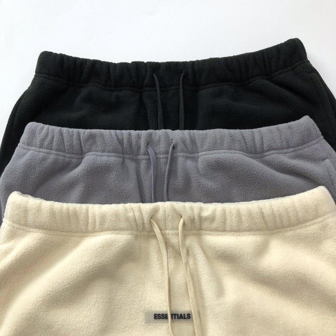 Pantalón corto - Topmodareps