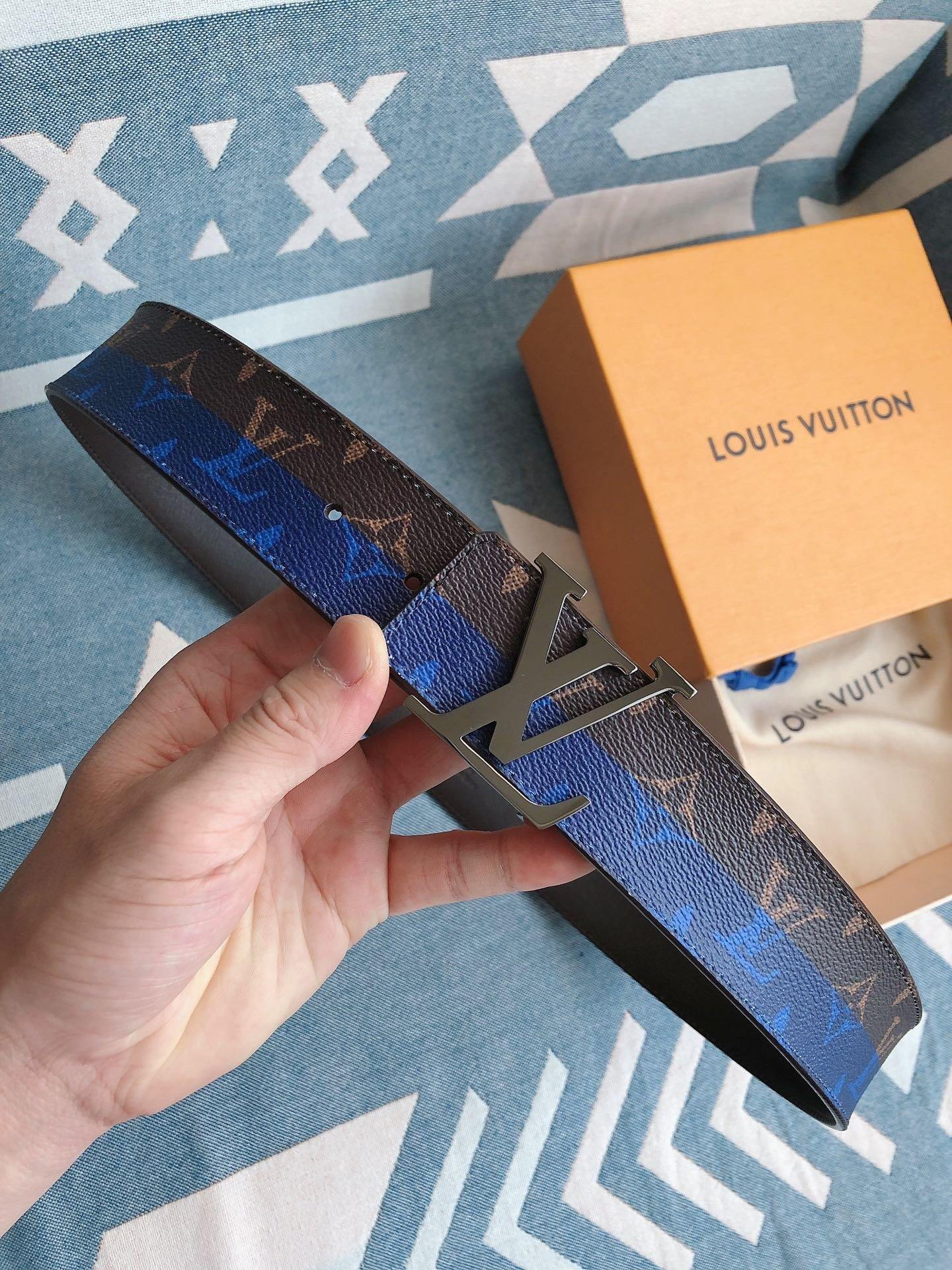 Blue and Grey Belts - Topmodareps