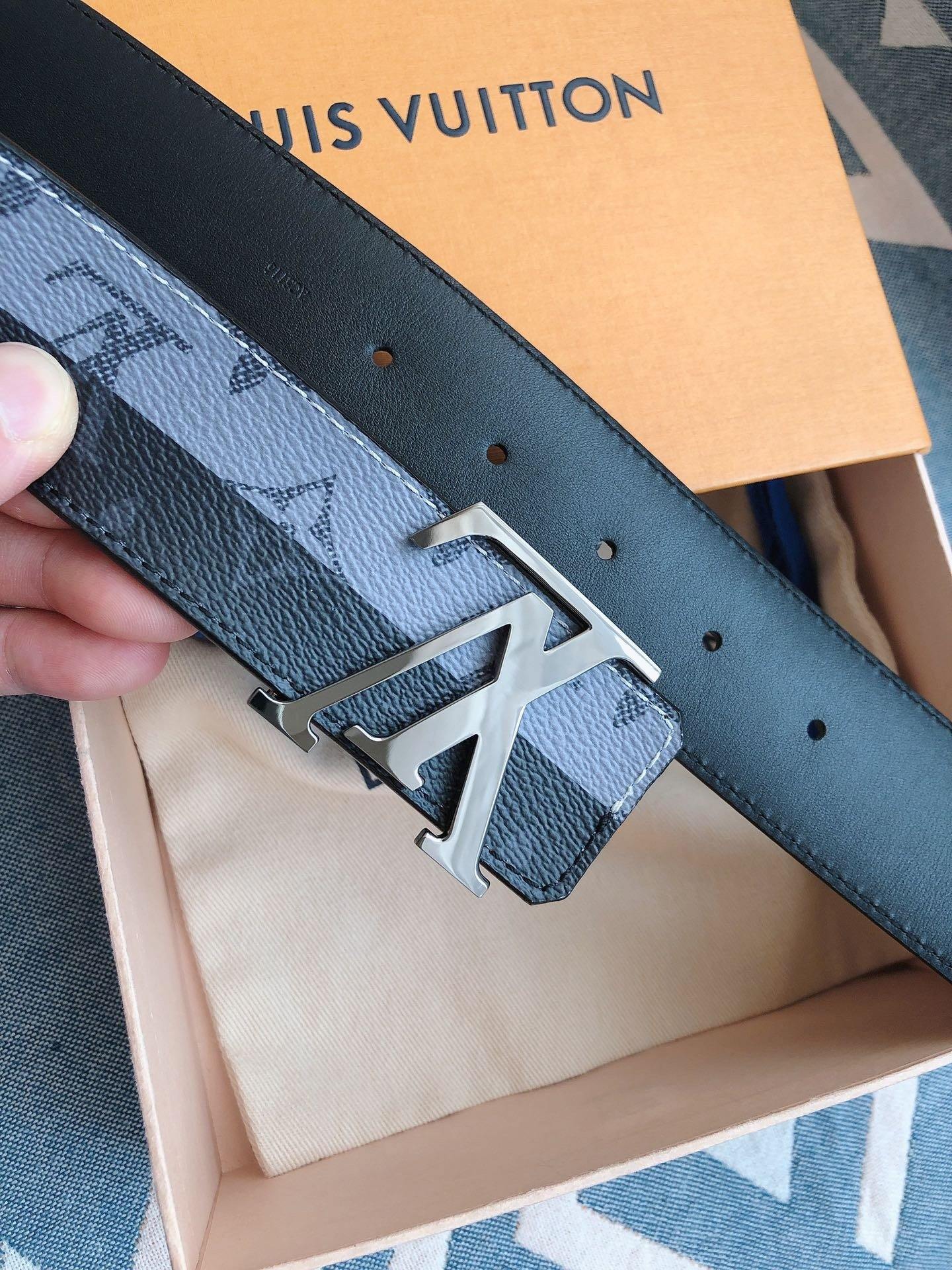 Blue and Grey Belts - Topmodareps