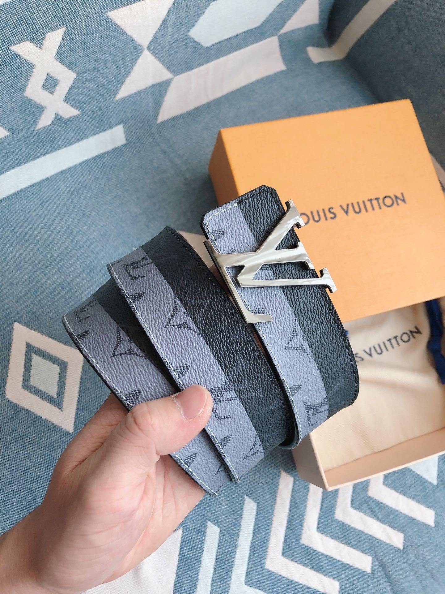 Blue and Grey Belts - Topmodareps