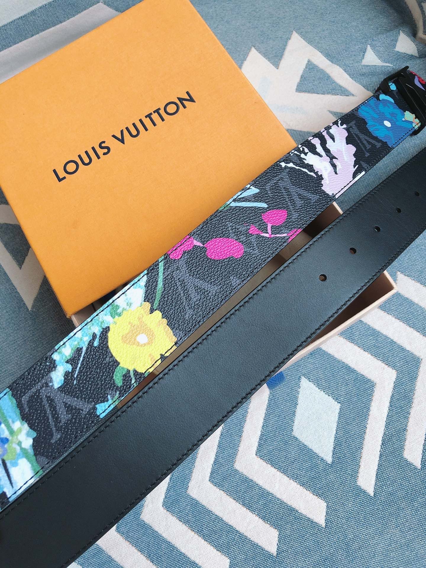 Multicolor Belts