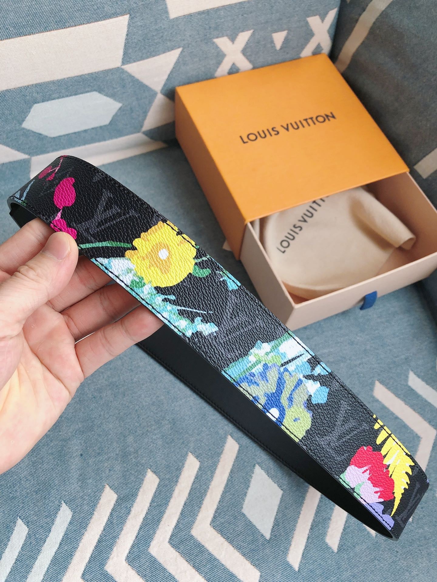 Multicolor Belts