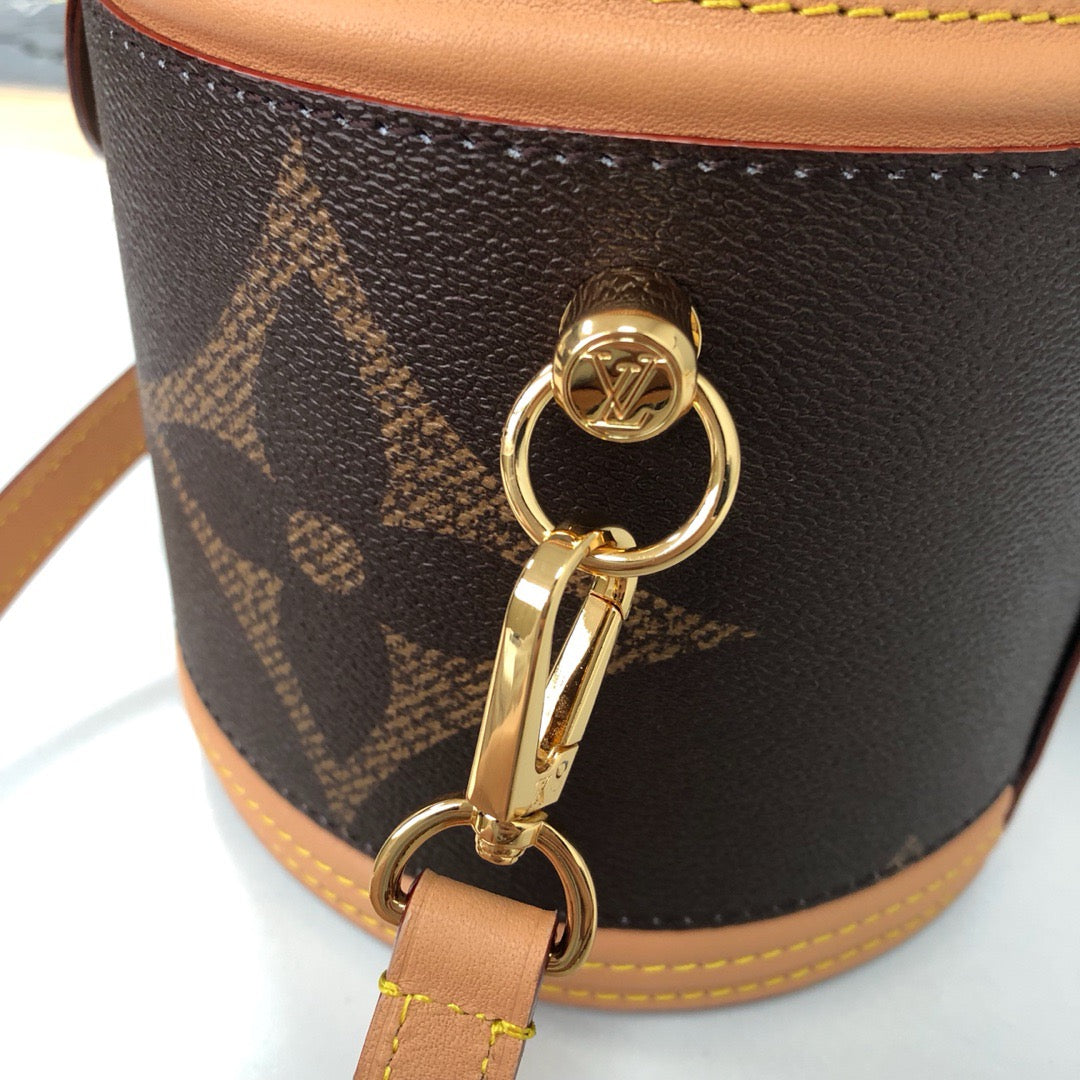 Bolsas negras y marrones