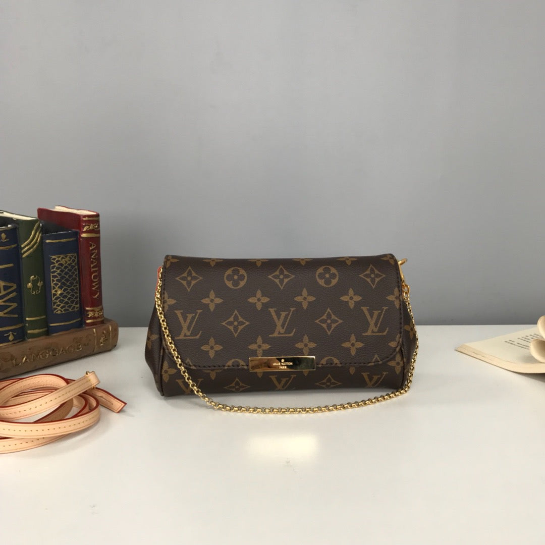 Wheat, Brown and Black Bags