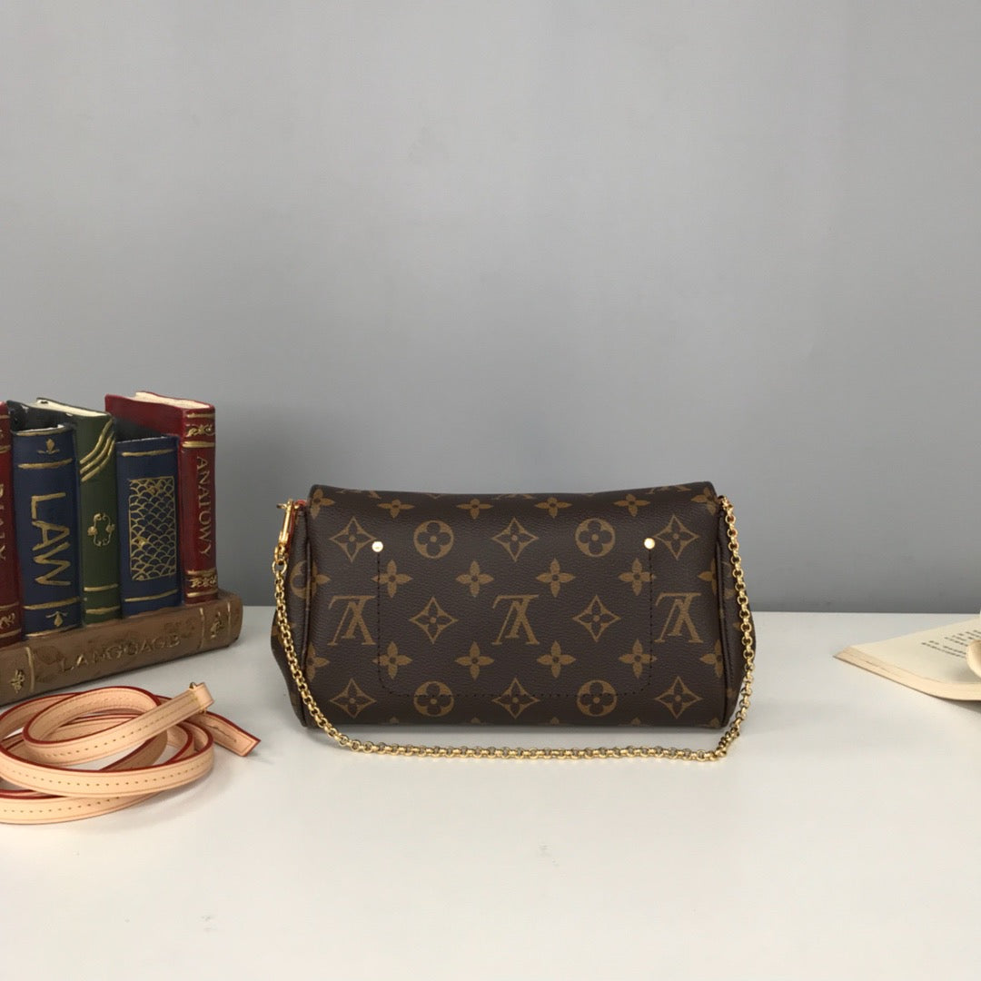 Wheat, Brown and Black Bags