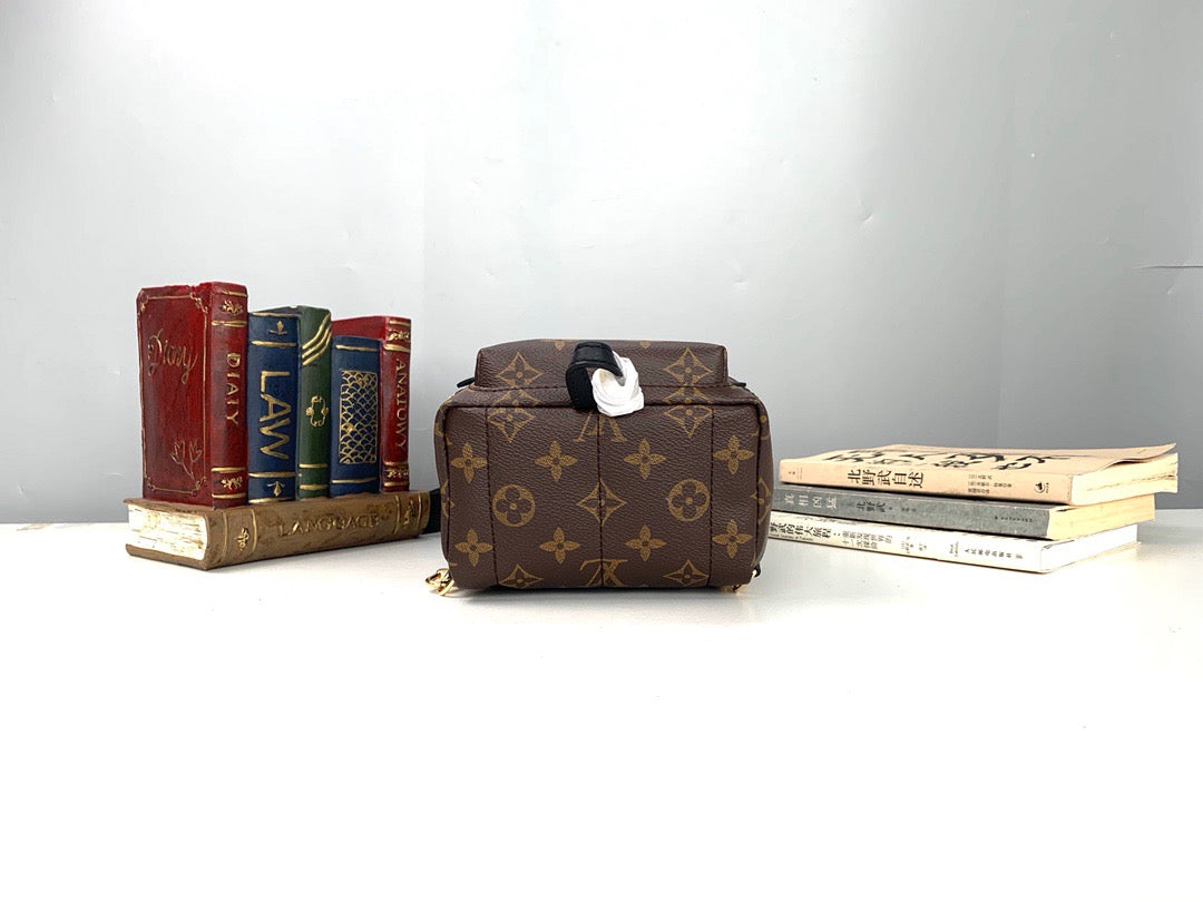 Bolsos marrones y negros