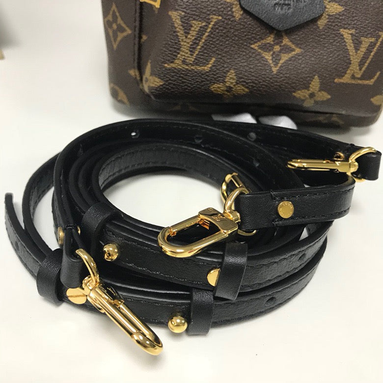 Bolsos marrones y negros