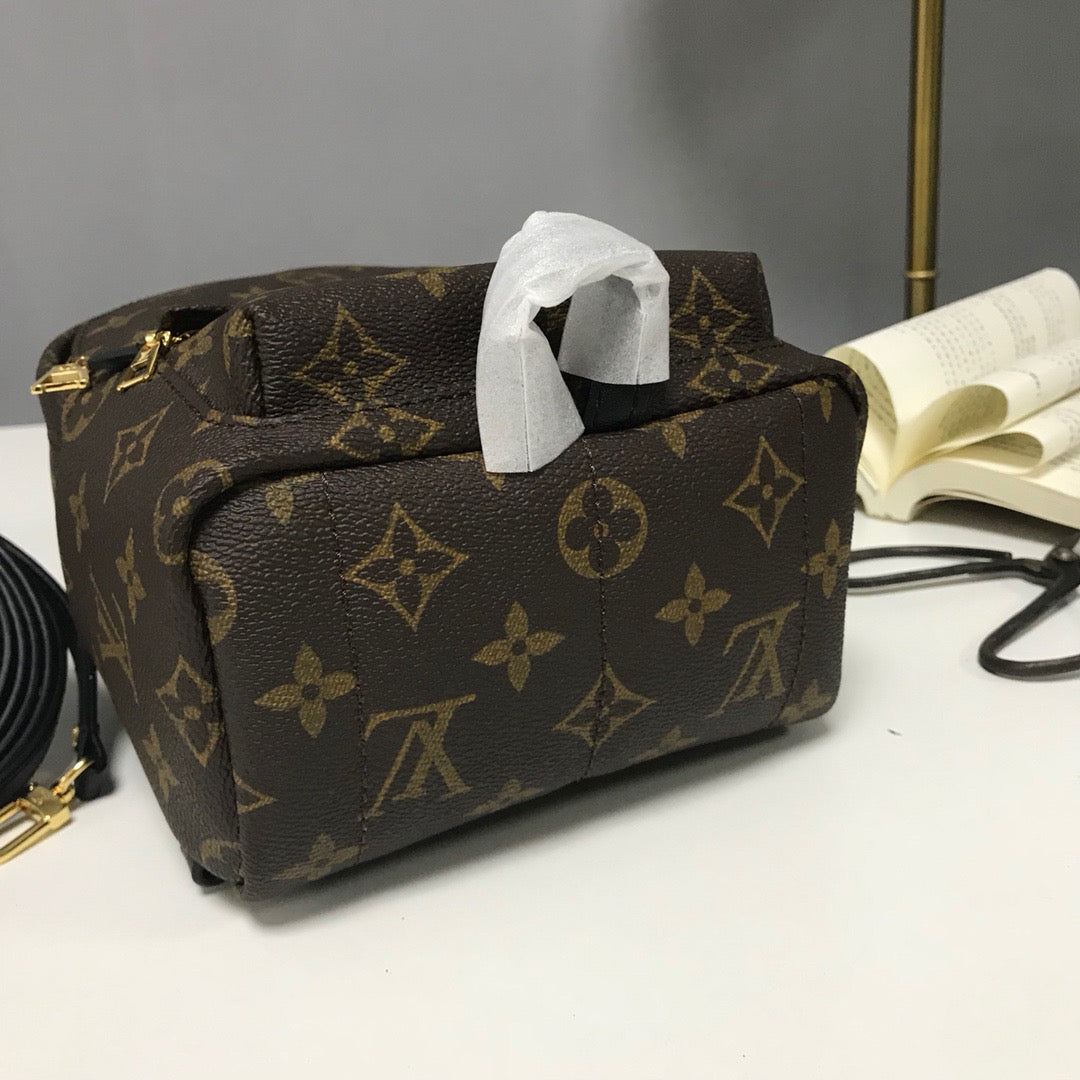 Bolsos verde oliva oscuro