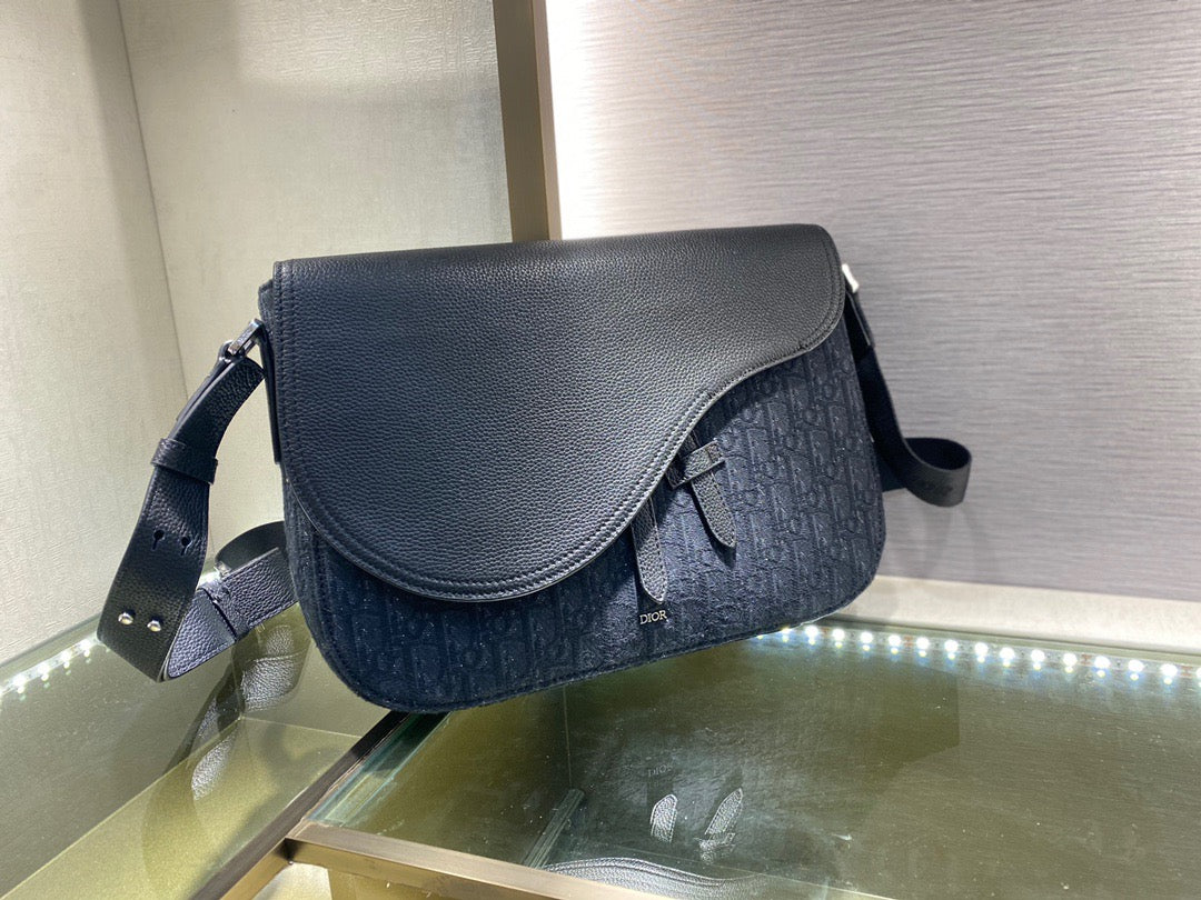 Mehrfarbige Taschen